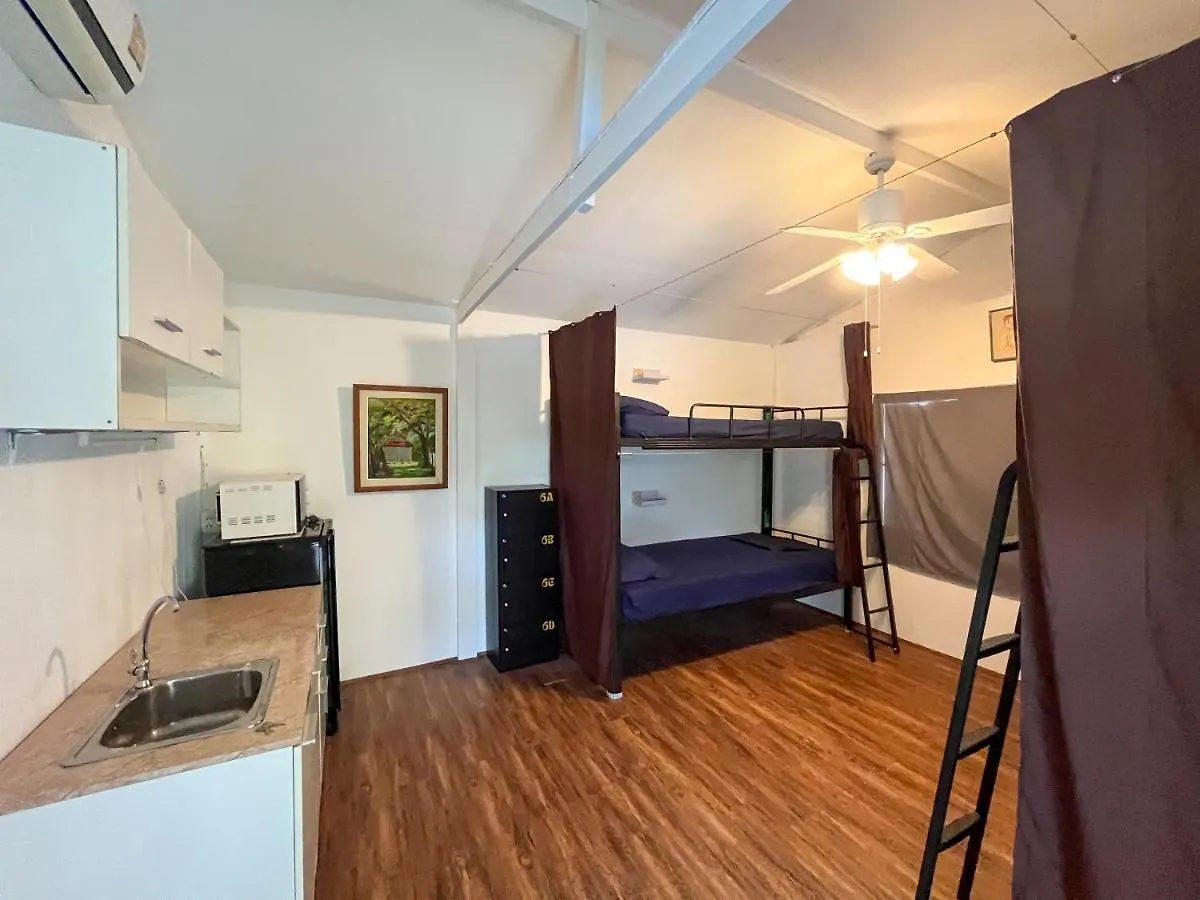 De Bra Hostel Ko Lanta