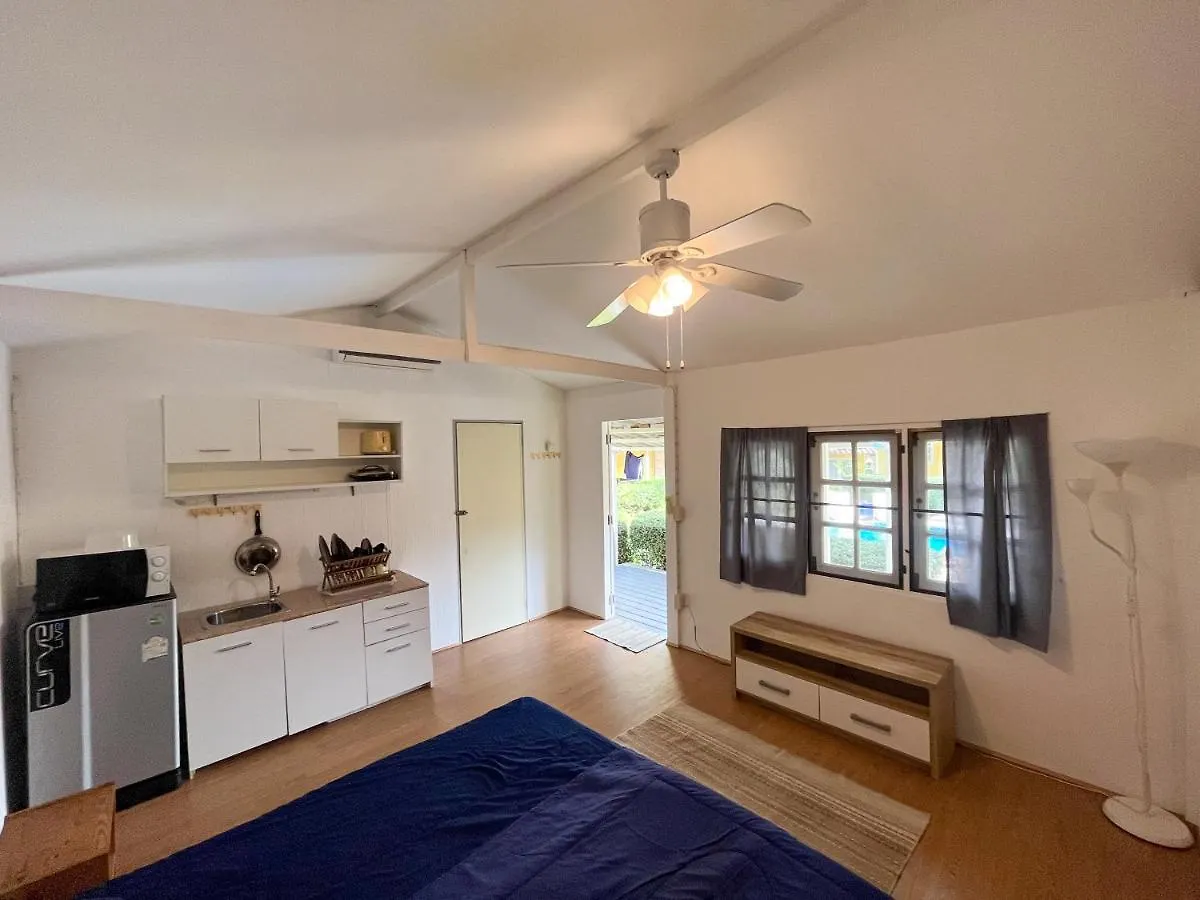 De Bra Hostel Ko Lanta